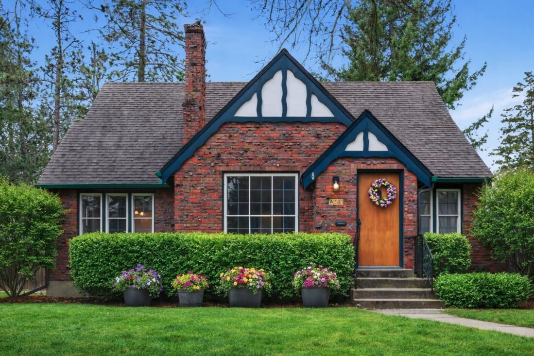 Property Photo:  511 W 27th Ave  WA 99203 