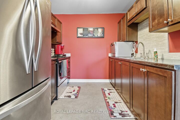 Property Photo: 117 Bartlett Street ON L2V 4Y5