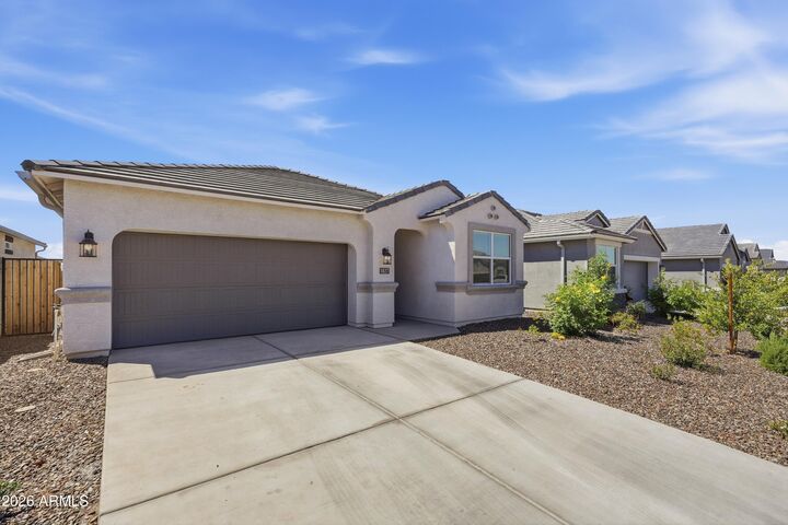 Property Photo:  1827 W Stanton Avenue  AZ 85120 
