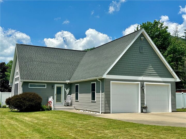 Property Photo:  187 Seaward Avenue  PA 16701 