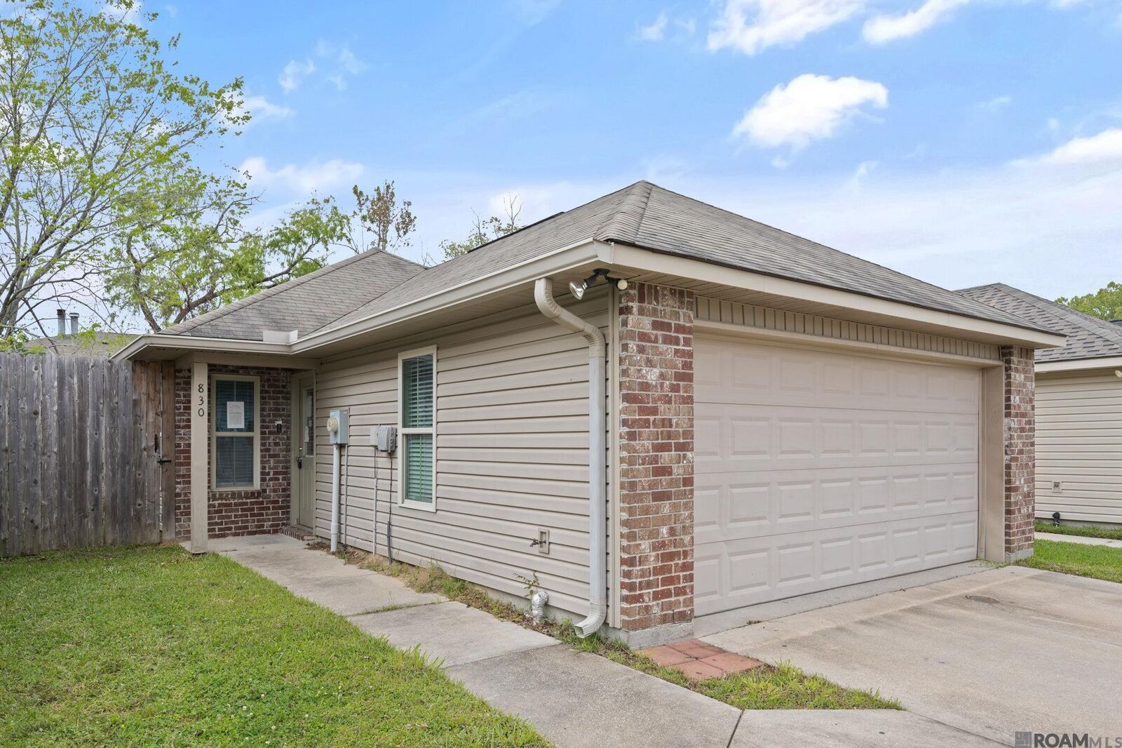 Property Photo:  830 Sedona Pines Dr  LA 70816 