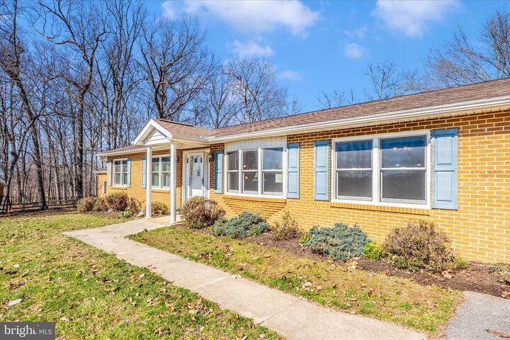 Property Photo:  10523 Rolling Green Court  MD 20871 