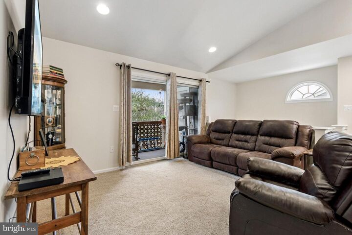 Property Photo:  7876 Waverley Mill Court  VA 20155 