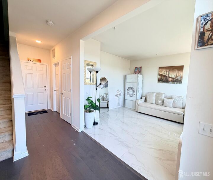 Property Photo:  338 South Drive  NJ 08902 