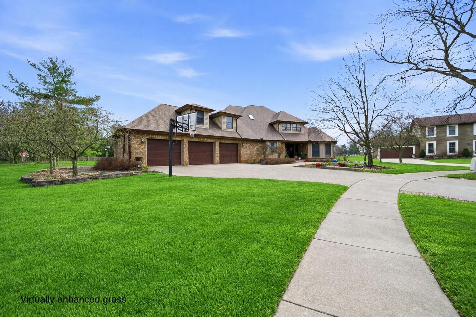 Property Photo: 1456 Willowood Way OH 43302