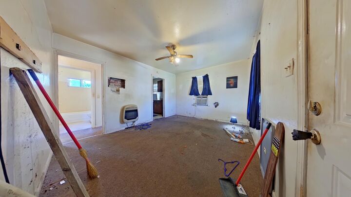 Property Photo: 7 E Carver Drive FL 32507