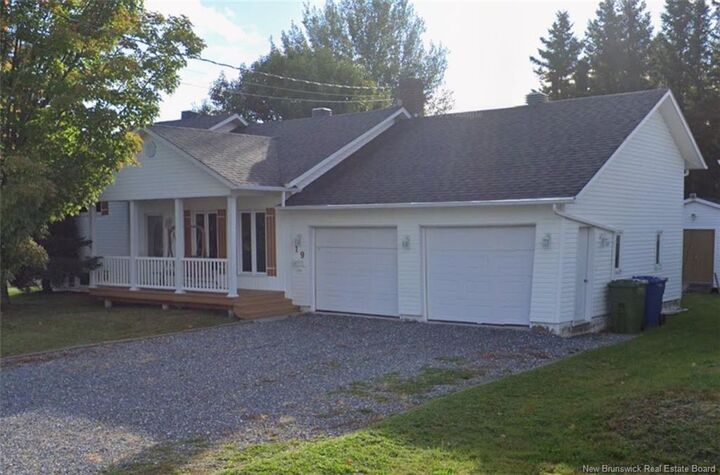 19 Belisle Avenue — photo 1