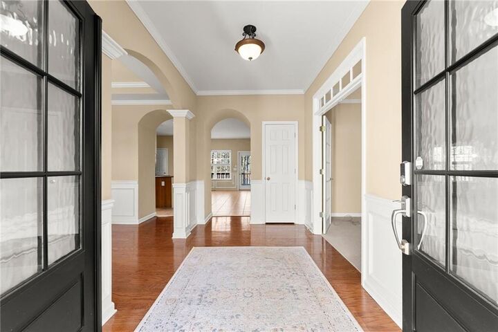 Property Photo: 1000 Island Bluff Lane GA 30518