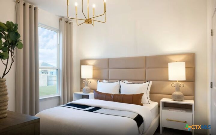 Property Photo: 208 Rubber Tree Way TX 78610