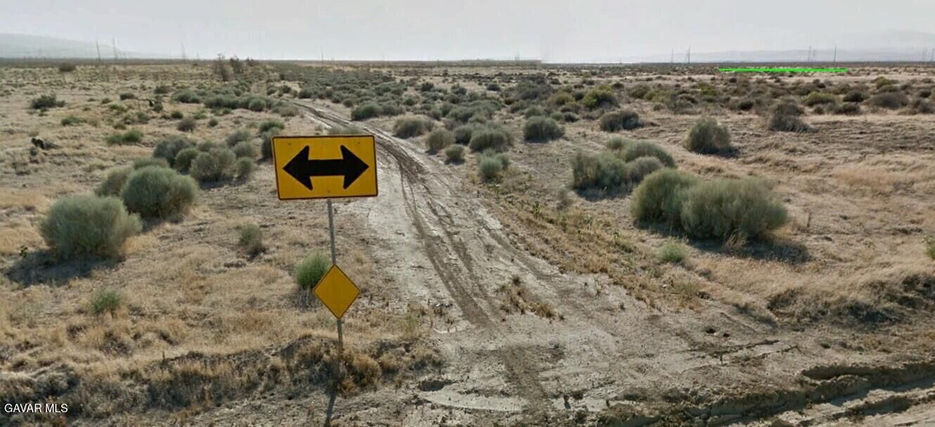 Property Photo:  11500 W Avenue B10  CA 93536 