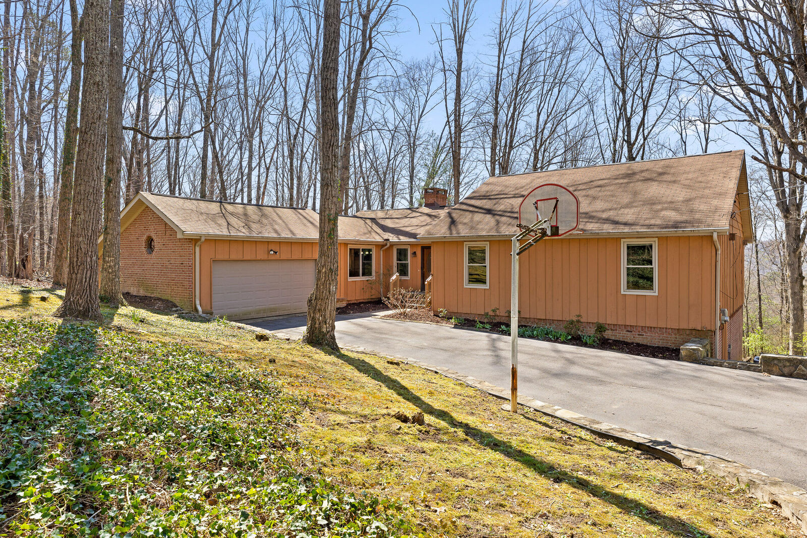 Property Photo:  707 Windy Way  TN 37377 