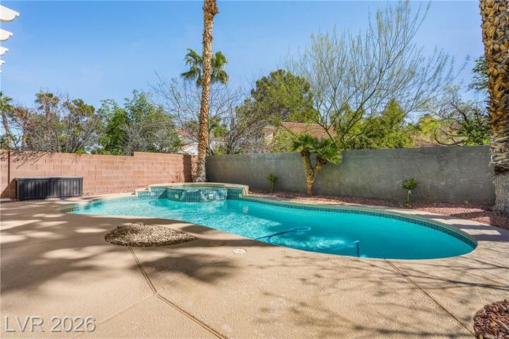 Property Photo:  1340 Calle Montery Street  NV 89117 