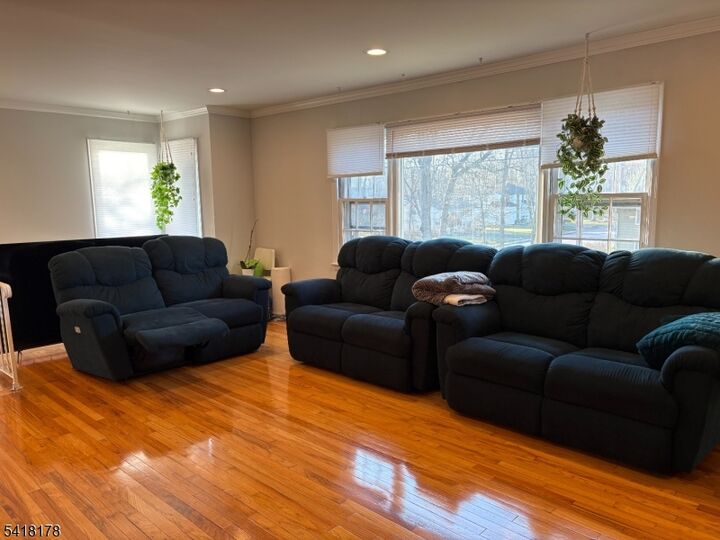 Property Photo:  52 Oakwood Ave  NJ 07039 
