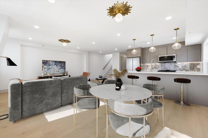 Property Photo:  62 Gardner Ave 3  NJ 07304 