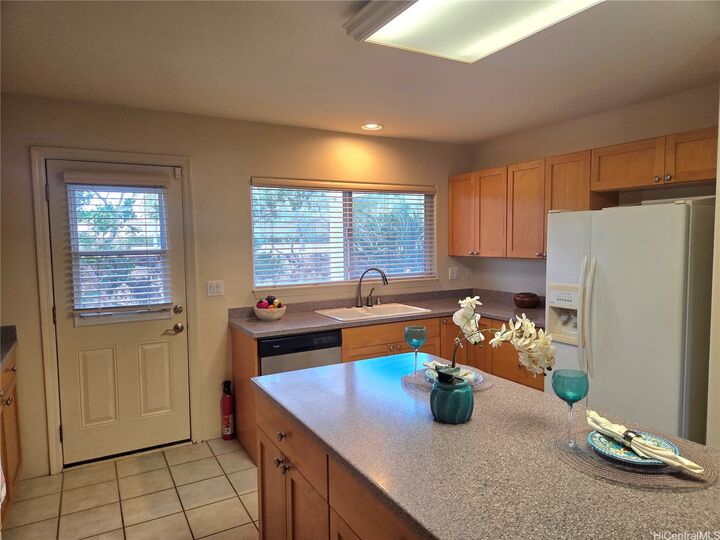 Property Photo:  91-255 Lukini Place 35  HI 96706 