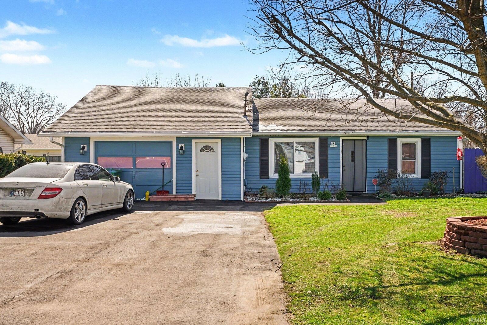 Property Photo:  1203 W Mishawaka Road  IN 46517 