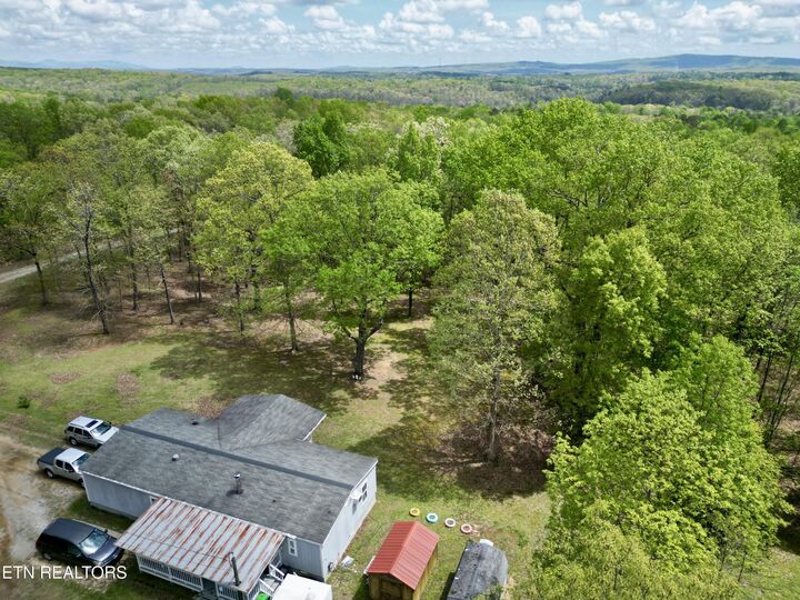 Property Photo: 751 Ozone Access Rd TN 37854