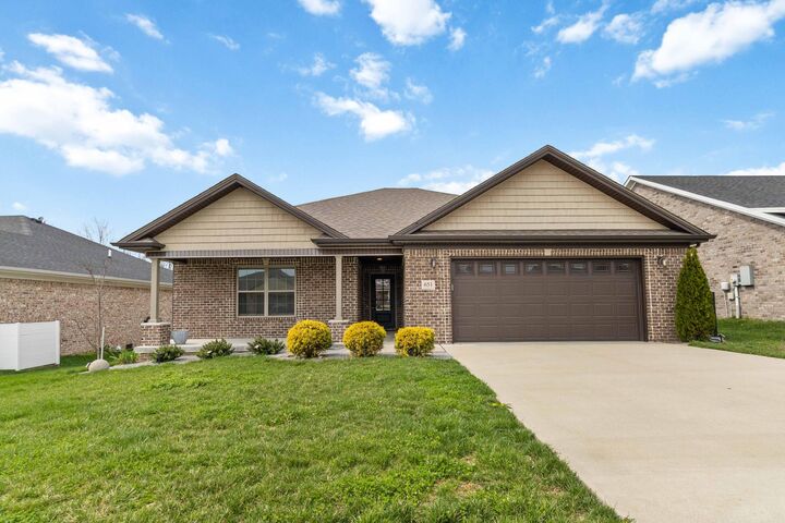 Property Photo:  651 Four Winds Drive  KY 40475 