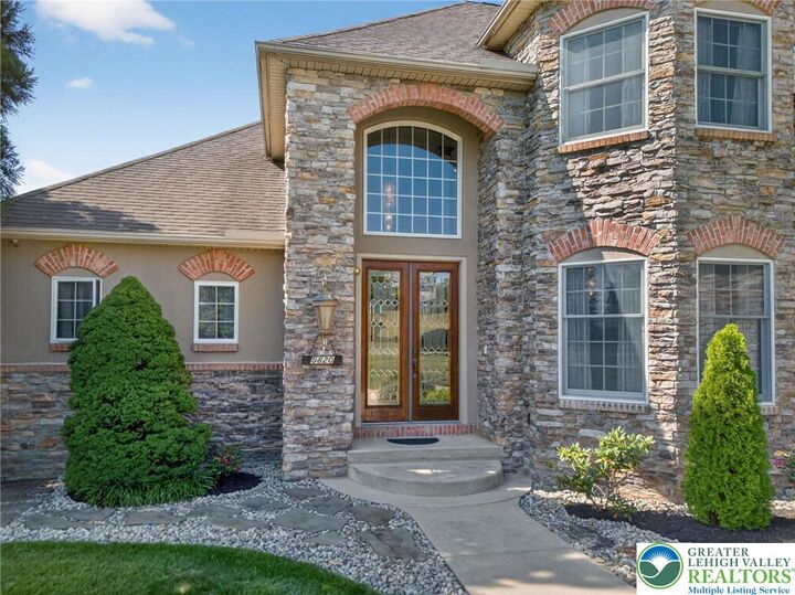 Property Photo:  5820 Harvest Place  PA 18078 