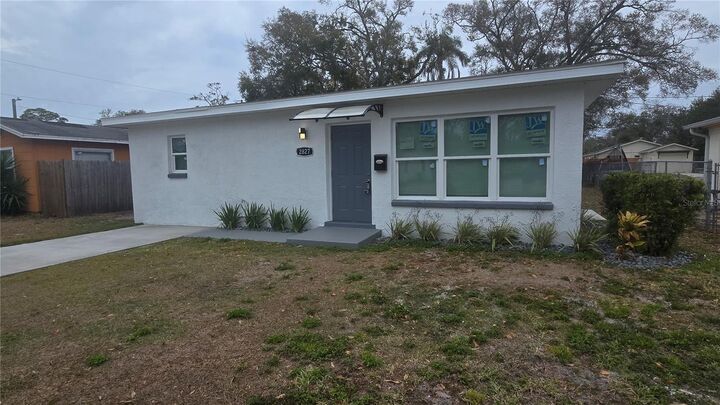 Property Photo: 2827 16th Avenue S FL 33712