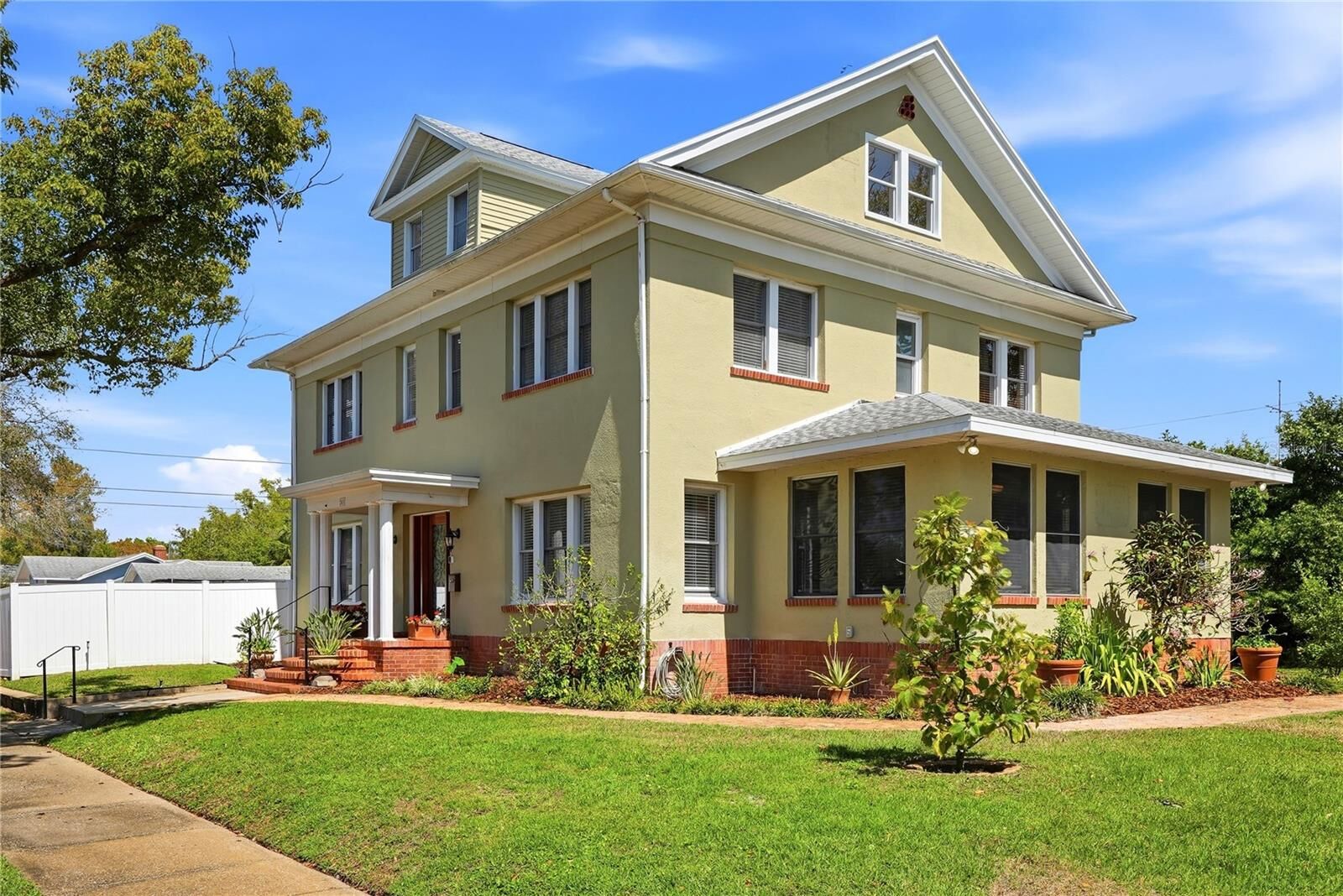 Property Photo: 241 72nd Street N FL 33710