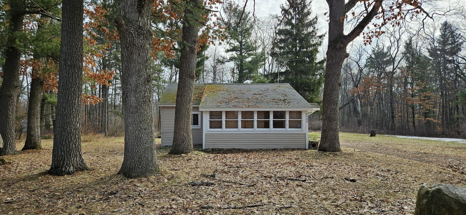 Property Photo: 9960 Dagget Road MI 49329