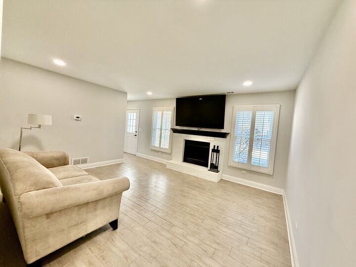 Property Photo: 455 Kensington Court IL 60563