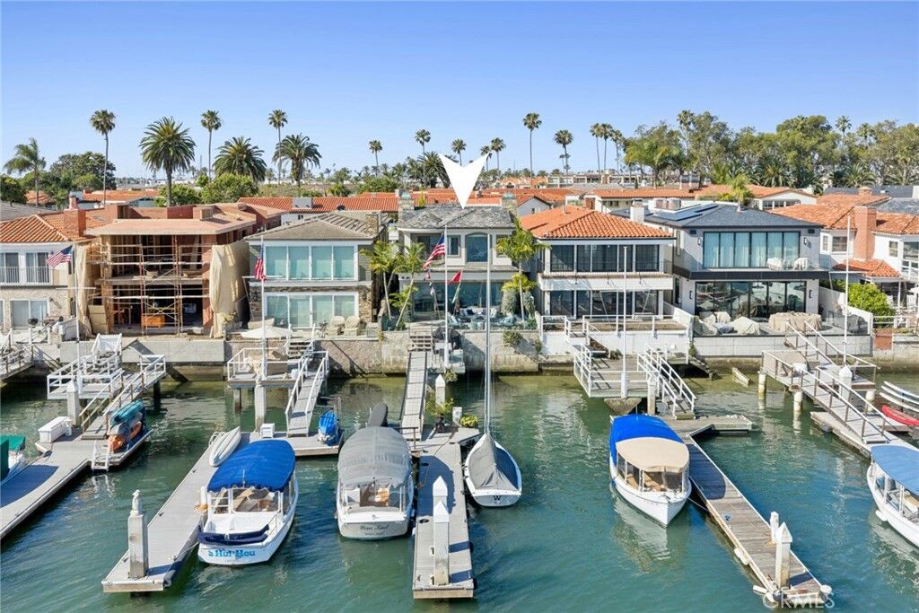 Property Photo:  118 Via Lido Nord  CA 92663 