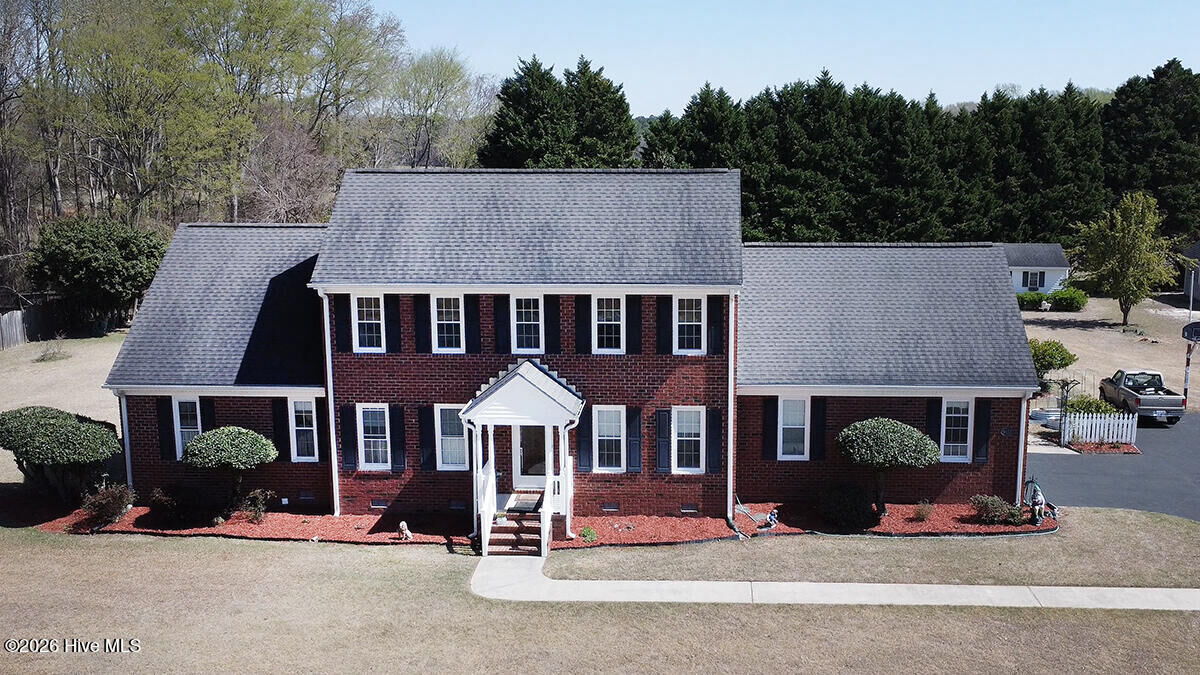 Property Photo: 1477 New Castle Court NC 27803