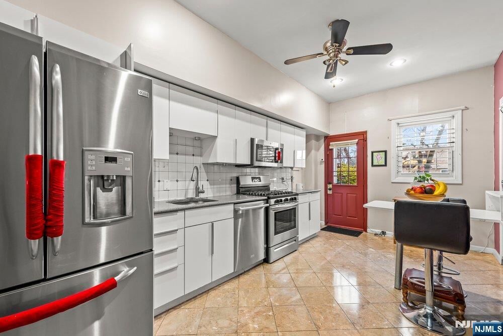 Property Photo:  102 Treacy Avenue  NJ 07108 