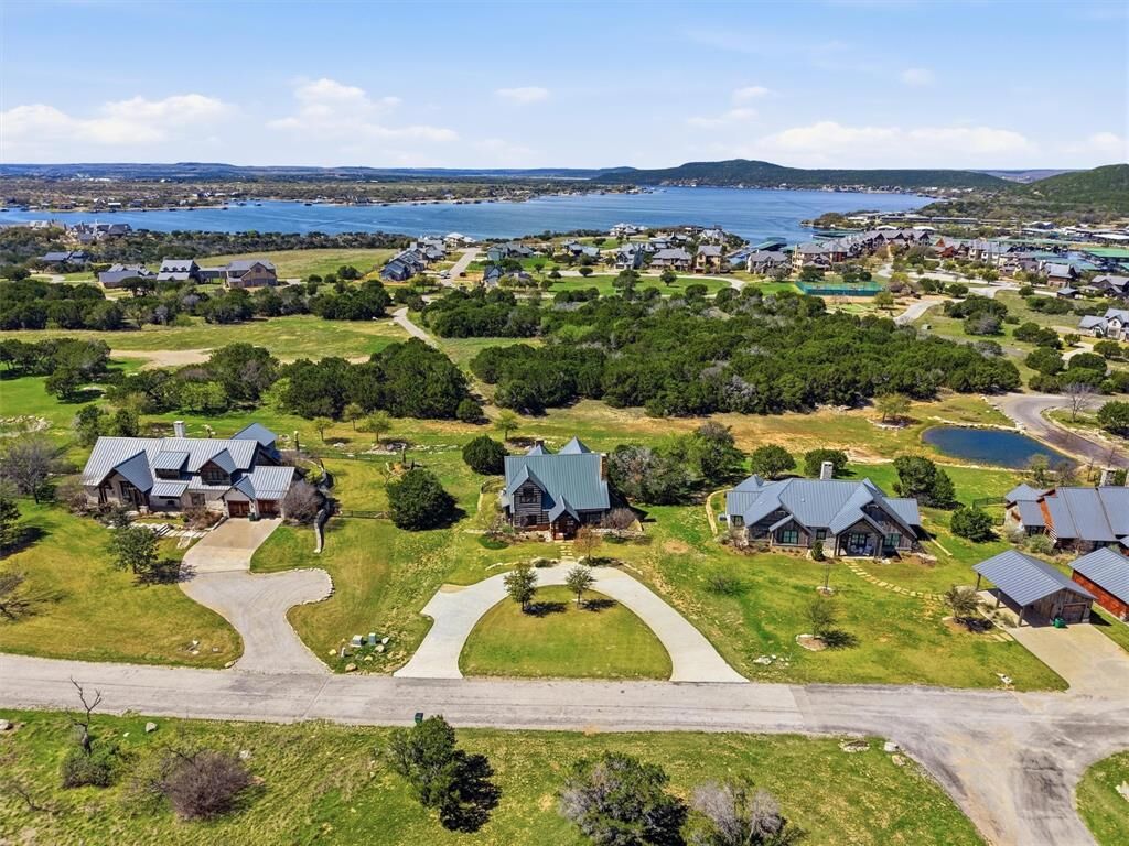 Property Photo: 1080 Cascade Lane TX 76449