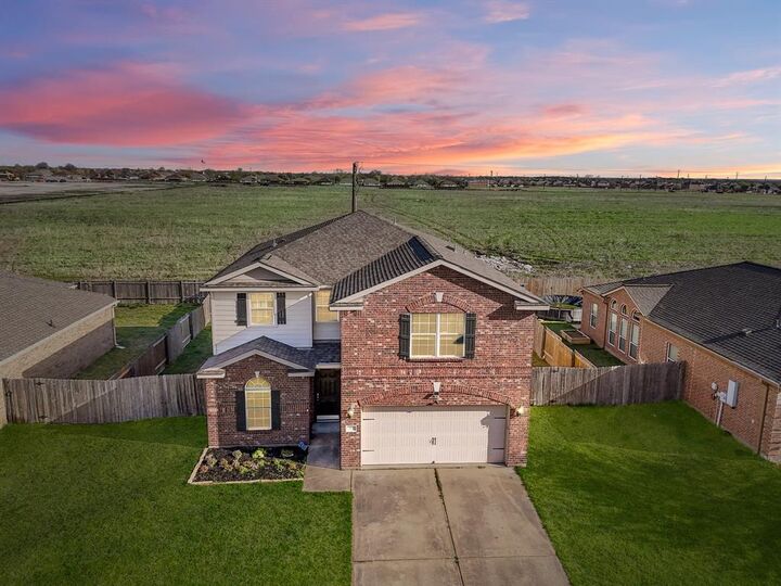 Property Photo:  312 Meadow View Lane  TX 75409 