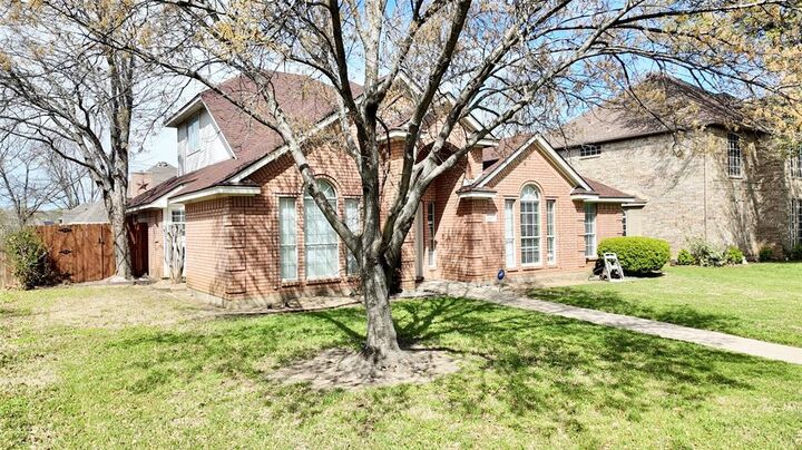Property Photo:  1320 Bold Forbes Drive  TX 75052 