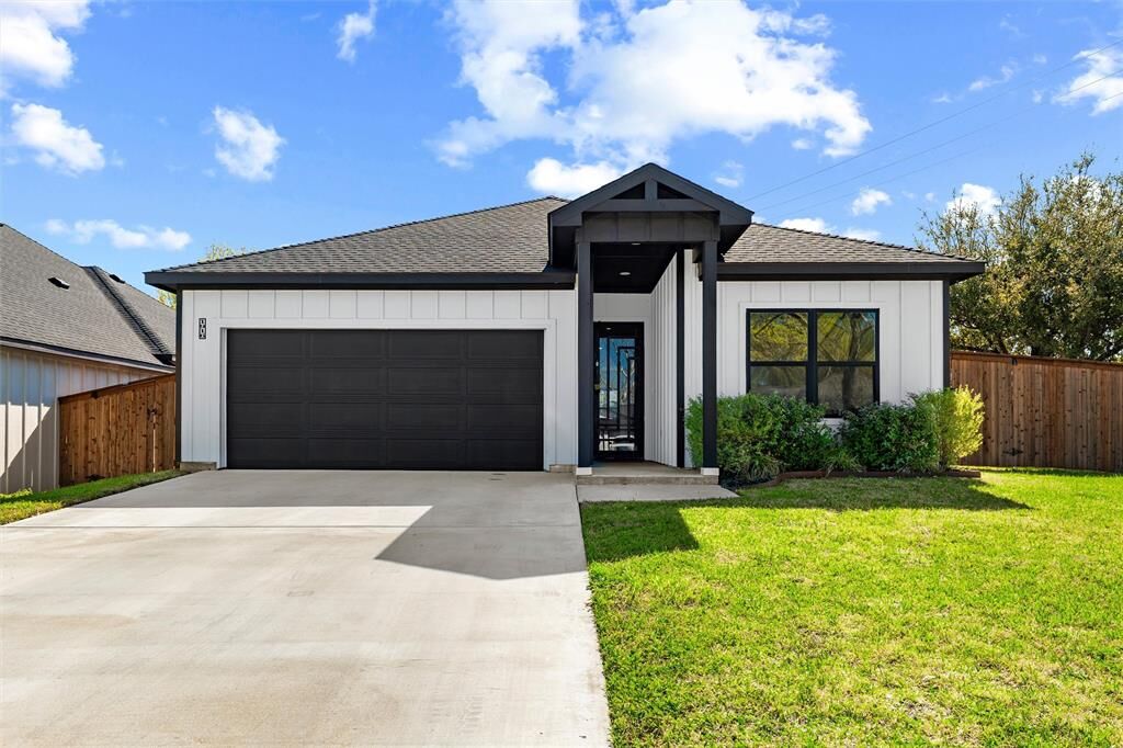 Photo de la propriété:  1916 Kimberly Drive  TX 76010 