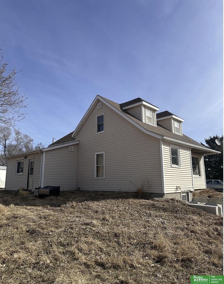 Property Photo: 86831 558th Avenue NE 68771