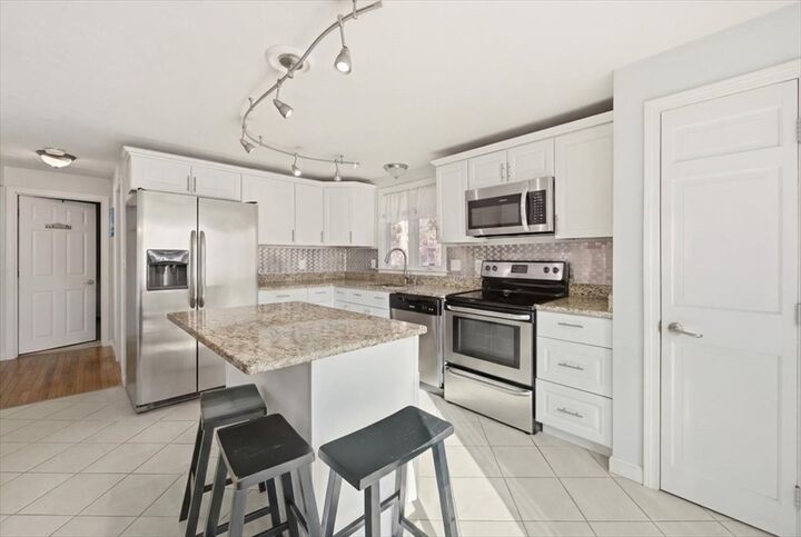 Property Photo:  70 Quinaquisset Ave  MA 02649 