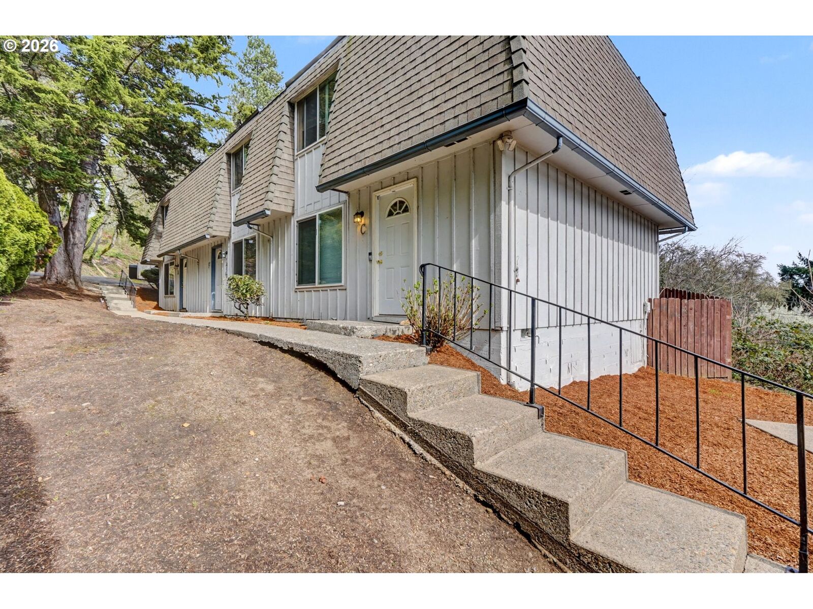 Property Photo: 174 NW Stoneway Dr OR 97304