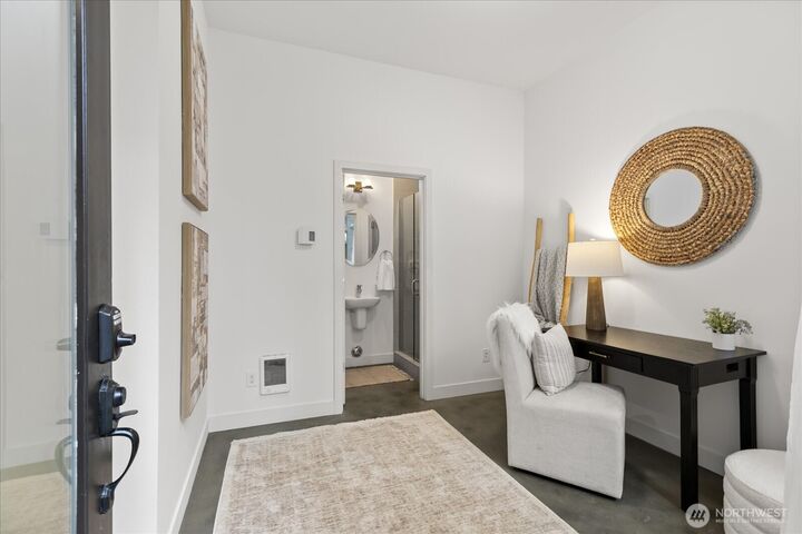 Property Photo:  3813  Fremont Lane N  WA 98103 