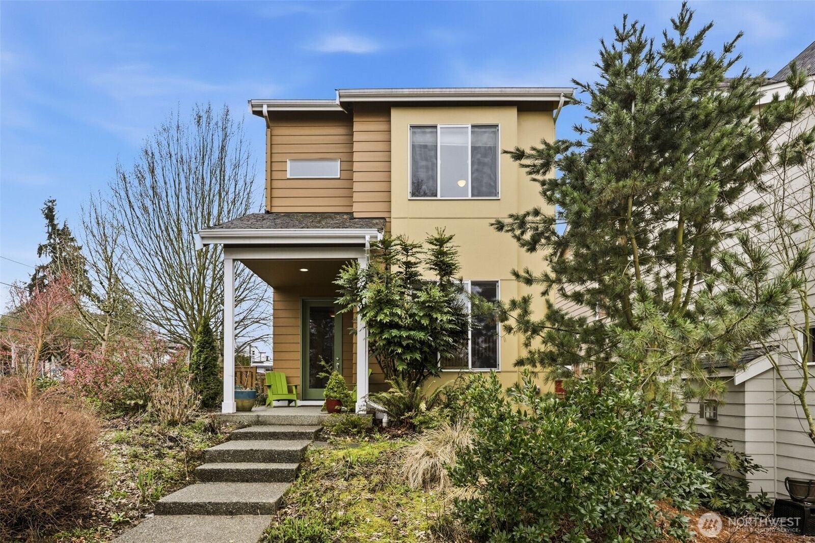 Property Photo:  3129 S Adams Street  WA 98108 