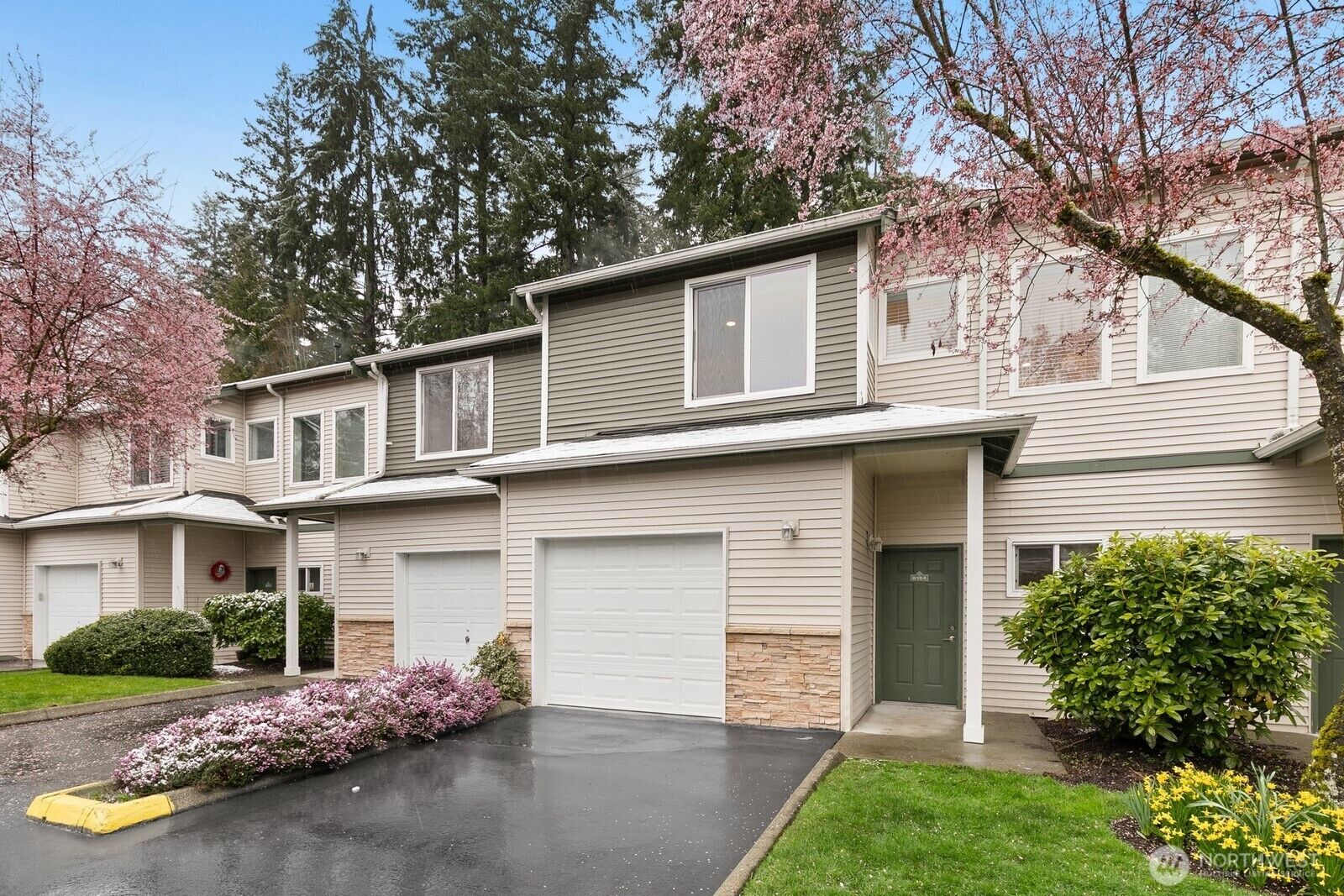 Property Photo: 12530 Admiralty Way B104 WA 98204