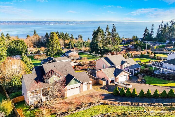 Property Photo:  11518 NE Skyward Loop  WA 98346 