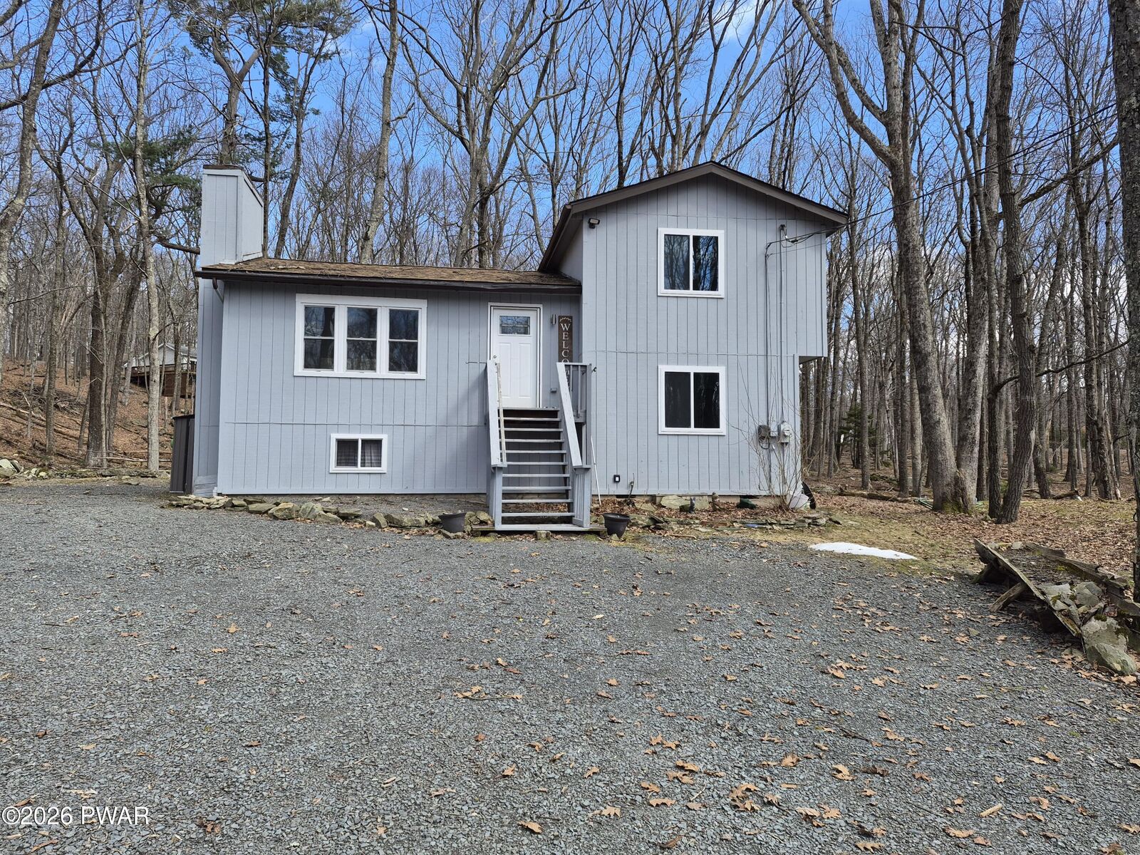 Property Photo: 805 Pastern Court PA 18428