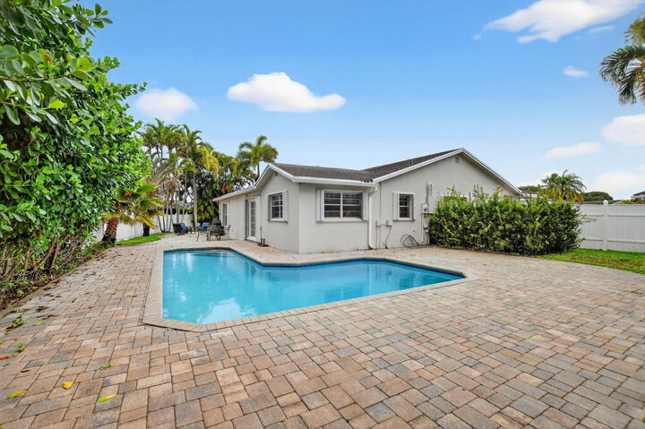 Property Photo:  23153 SW 60th Way  FL 33428 