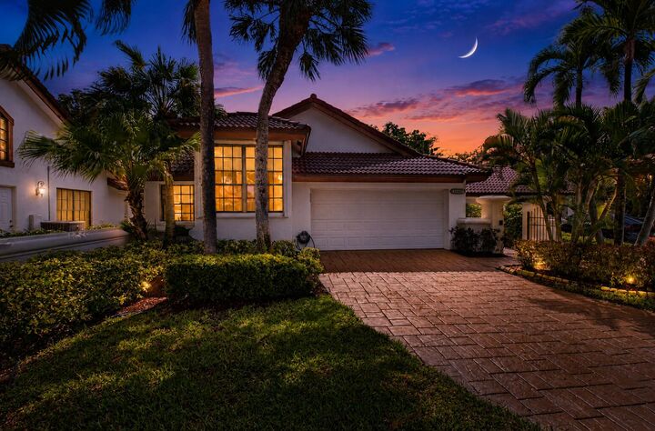 Property Photo:  21700 Club Villa Terrace  FL 33433 