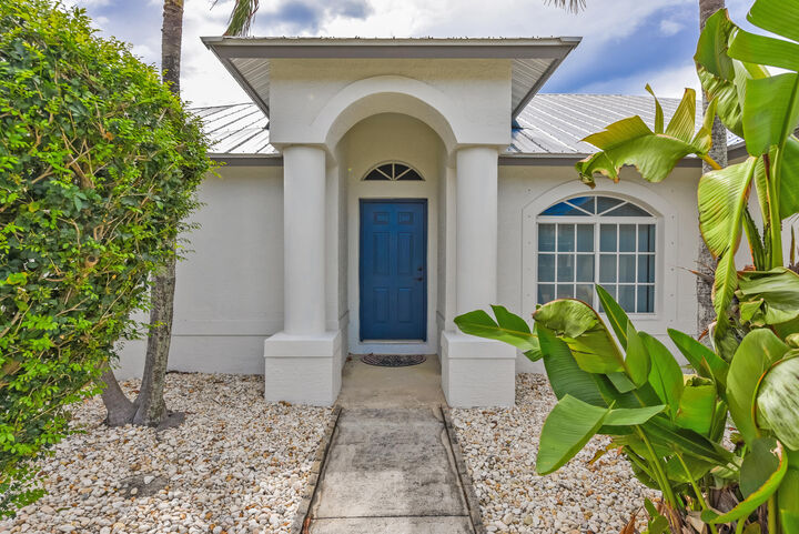 Property Photo:  4202 SW Tumble Street  FL 34953 