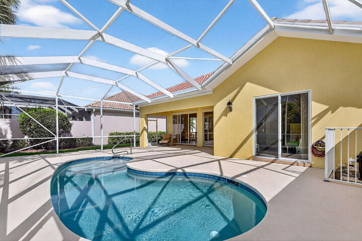 Property Photo:  11101 SW Aliceville Drive  FL 34987 