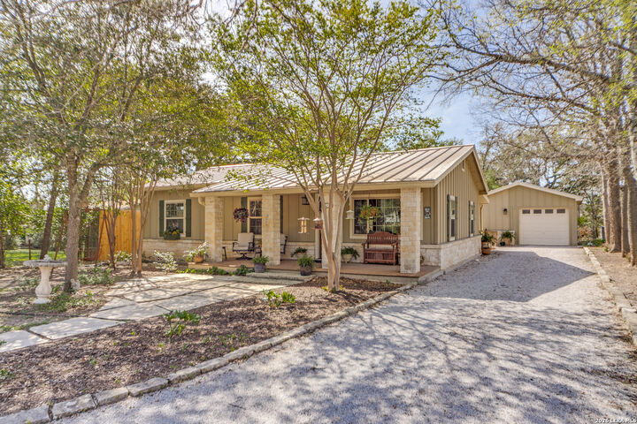Property Photo: 313 Roosevelt TX 78006