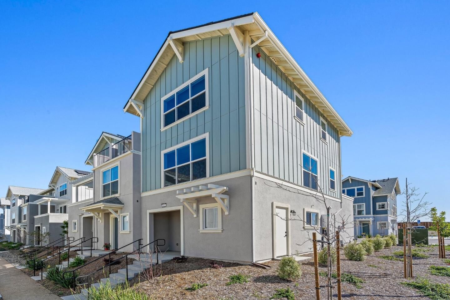 Property Photo:  102 Skyline Vista Way  CA 95076 