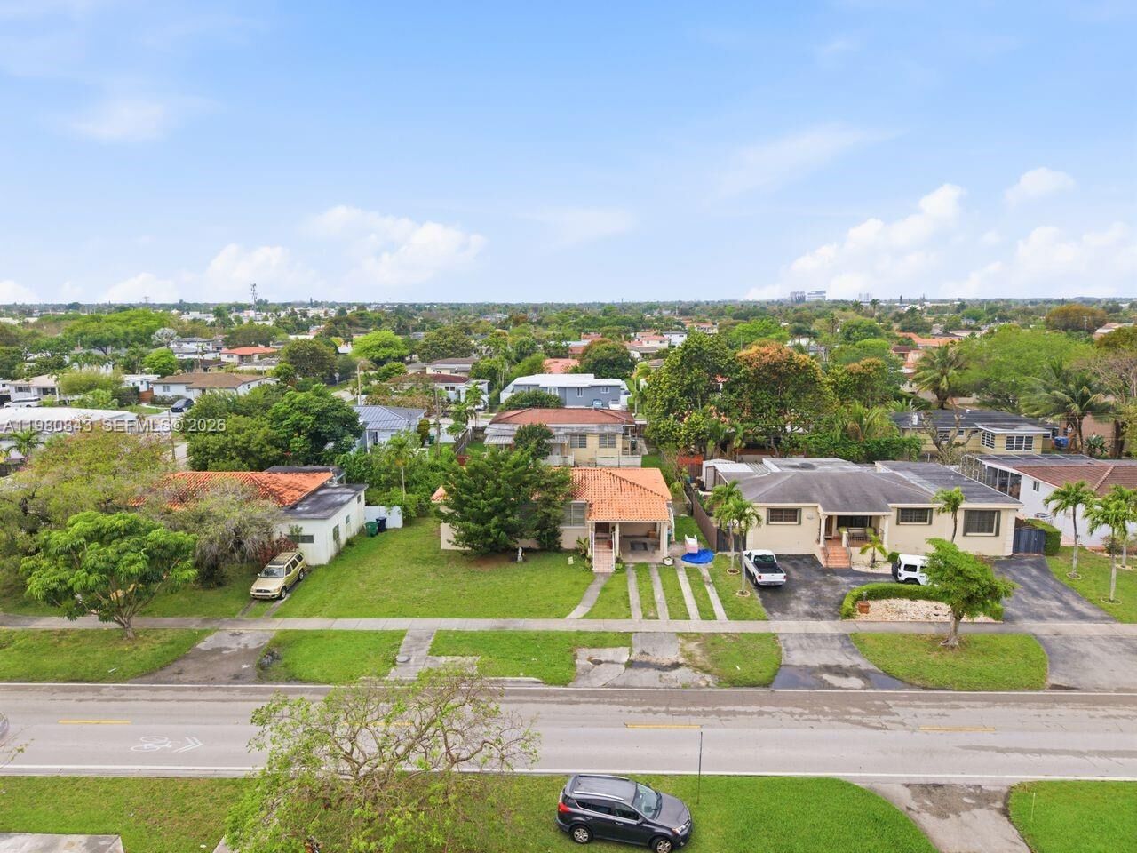 Property Photo: 1930 SW 82nd Ave FL 33155