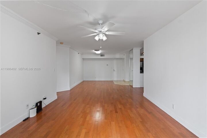 Property Photo: 3600 Mystic Pointe Dr 310 FL 33180